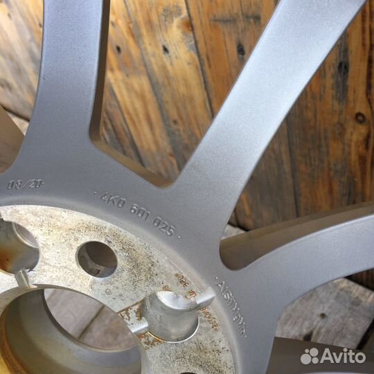 Оригинальные колеса на Audi A6 C8/4K R17