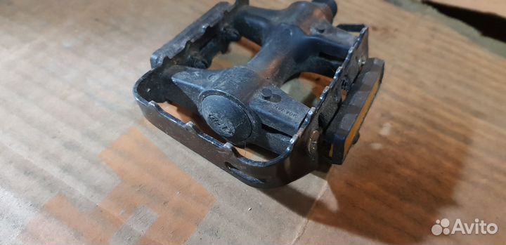 Только левая педаль Feimin 102x77 мм (FP-915)