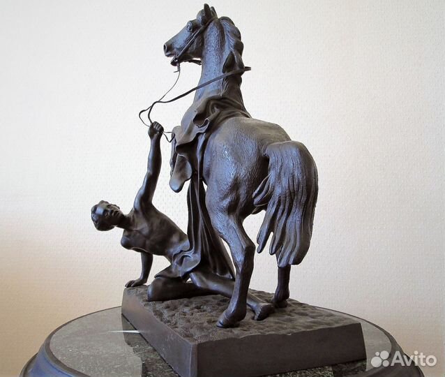 Комплект Подарок Скульпт Конь Клодта Чугун+Стол Мр