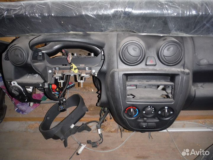 Запчасти на гранту