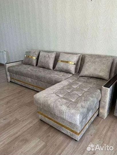 Угловой диван раскладной в наличии не б/у