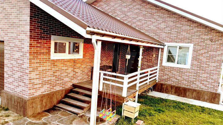 Дом 163 м² на участке 13 сот.