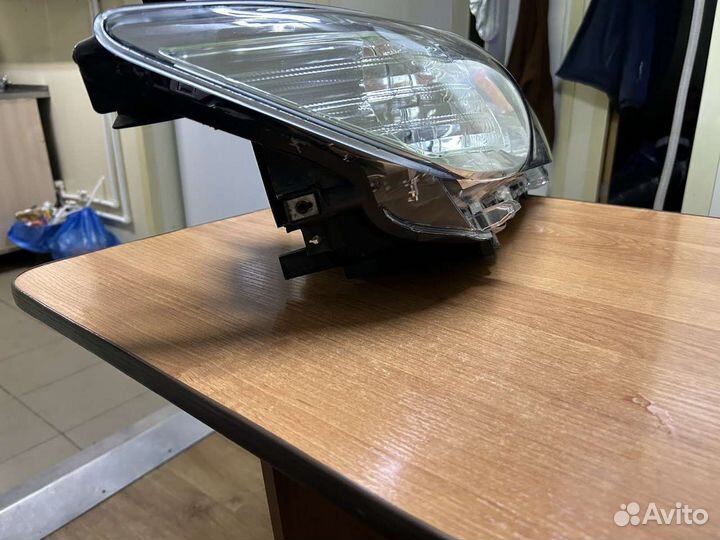 Фара ксеноновая Camry 50 оригинал