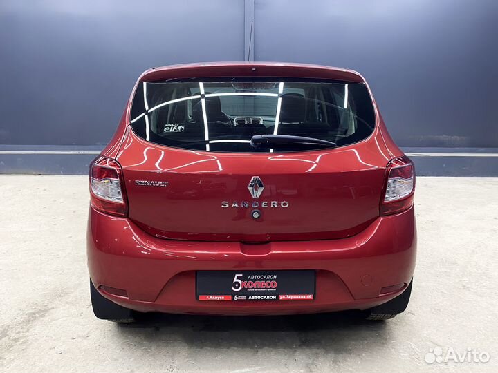 Renault Sandero 1.6 AT, 2015, 76 344 км