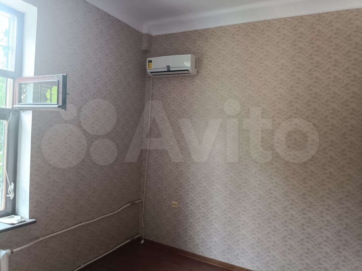 1-к. квартира, 40 м², 1/4 эт.