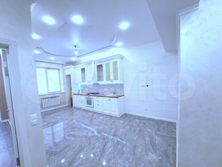 2-к. квартира, 58 м², 2/5 эт.