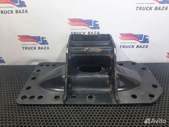 Кронштейн траверсы левый Man TGA, Man TGS, Man TGX