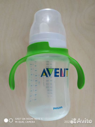 Поильник avent