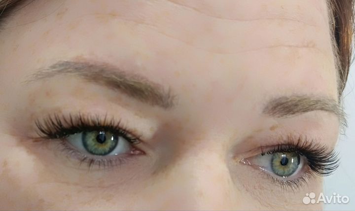 Наращивание ресниц, оформление бровей