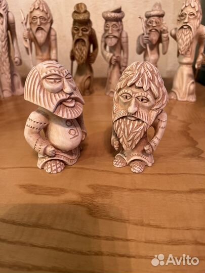 Деревянная фигура