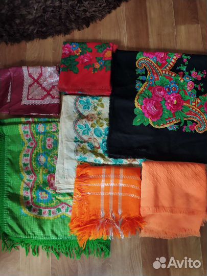 Платки, шали