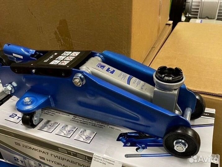 Домкрат гидравлический подкатной 2 тонны Stels