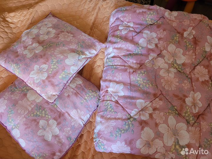 Одеяло тёплое 1,5-спальное +2 подушки