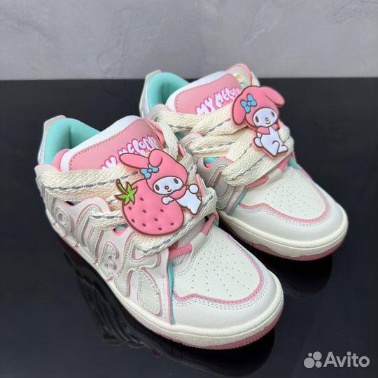 Old Order Skater 001 x Sanrio My Melody