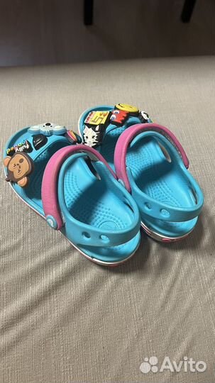 Сандали crocs c8