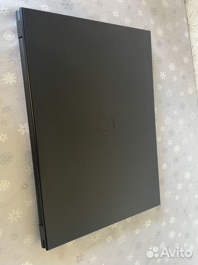 Ноутбук Dell Inspirion 15
