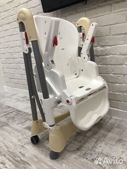 Стульчик для кормления caretero bistro