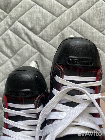 Хоккейные коньки детские bauer Y12