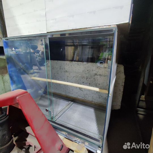 Стеклянные витрины для рептилий и птиц
