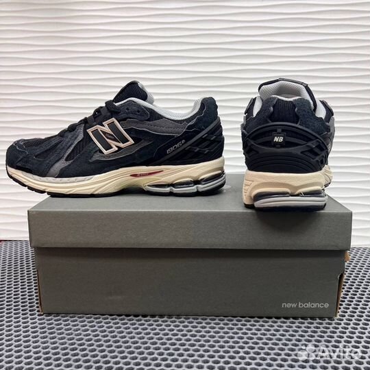 NEW balance 1906d protection pack