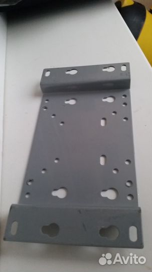 Кронштейн крепления монитора