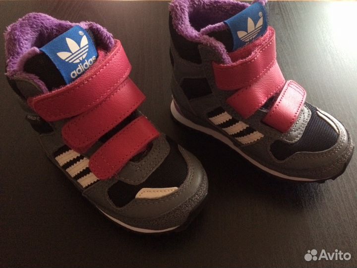 Кроссовки adidas