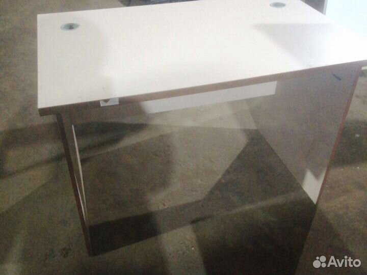 Стол письменный и для пк бежевый 110 см