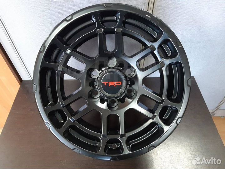 Диски R17*8.0 6*139.7 ет+5 цо106.1