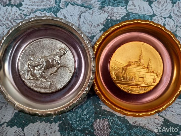 Тарелка настенная СССР