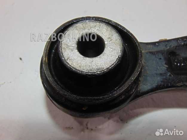 Рычаг передний правый нижний