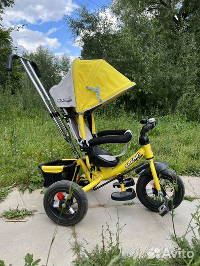 Трехколесный велосипед с родительской ручкой