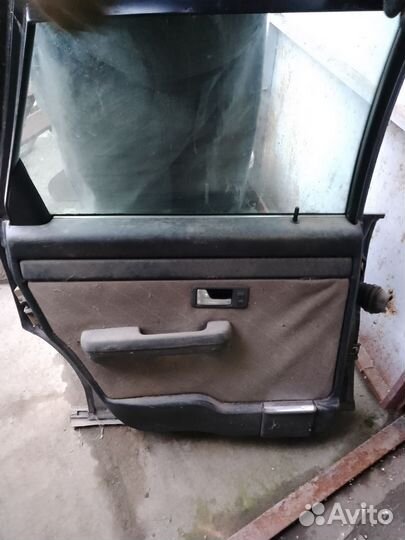 Двери от audi 100