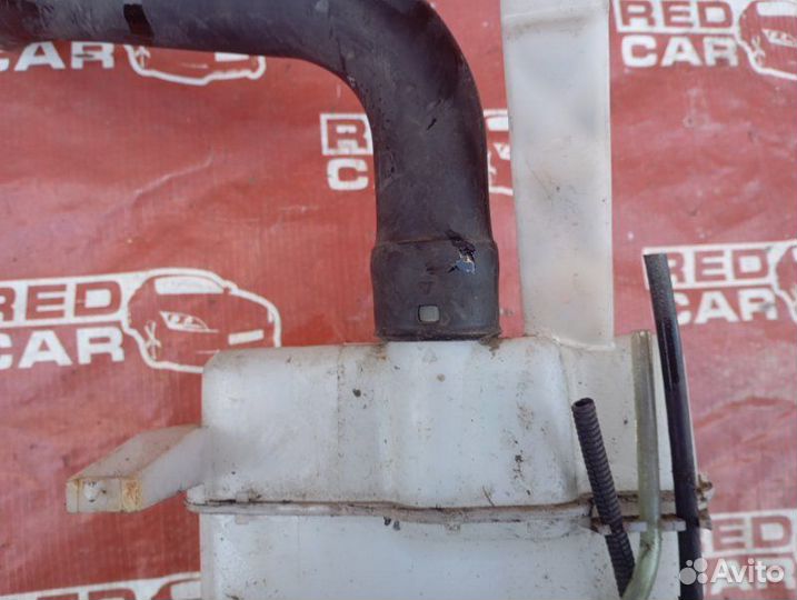 Бачок стеклоомывателя Nissan March AK12