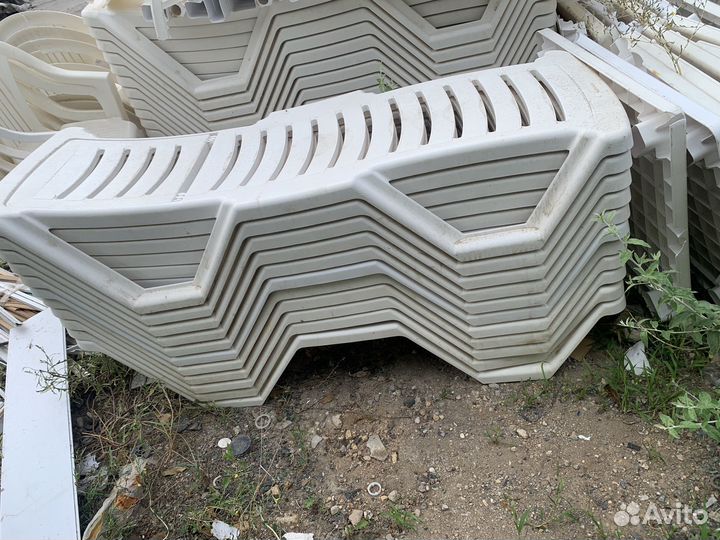 Шезлонг лежак бу