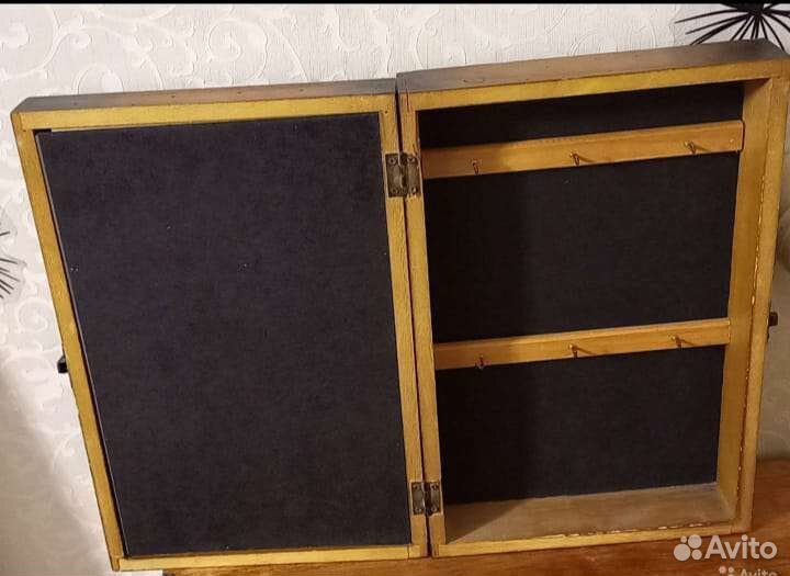 Ключница настенная