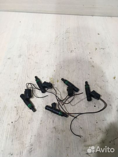 Форсунка инжекторная электрическая Ауди А6 С6 BBJ