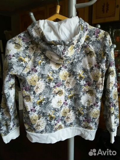 Спорт кофта. Толстовка. Ветровка Размер 42-44(46)