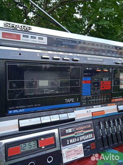 Музыкальный центр