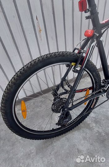 Велосипед Specialized Hardrock 26