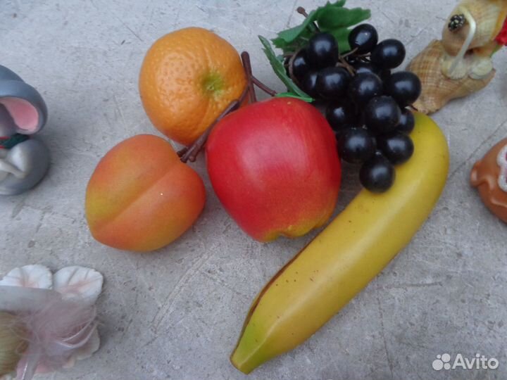 Мышь с подарком, зайчик, весёлая корова игрушки