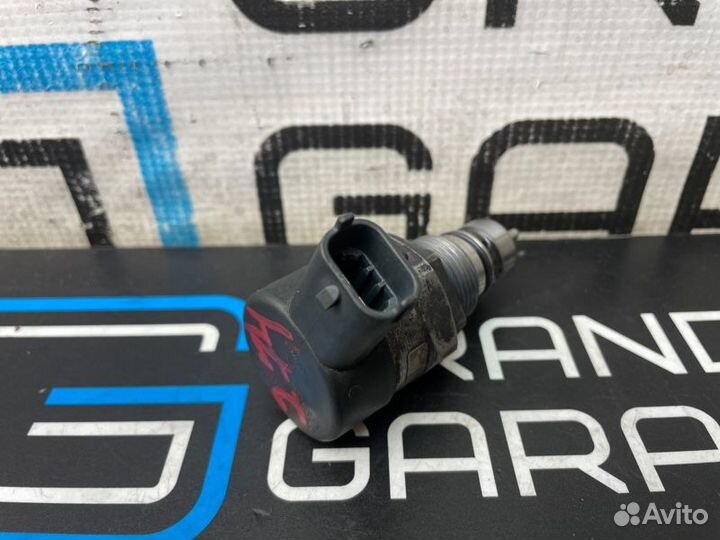 Регулятор давления топлива Land Rover Freelander