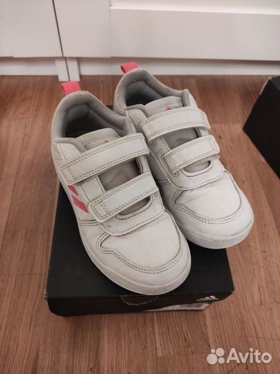 Кроссовки для девочки adidas