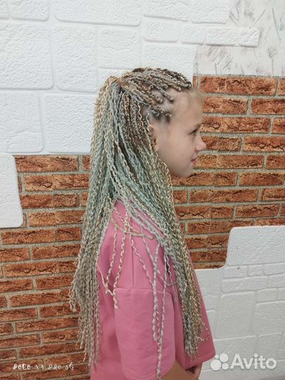 Стилист по прическам