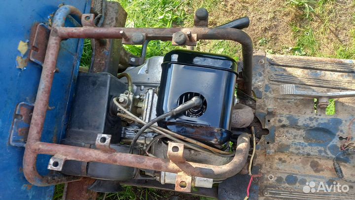 Двигатель мотороллер муравей