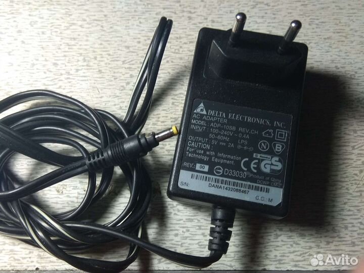 PSP E-1008 на з/части, флешка, блок питания