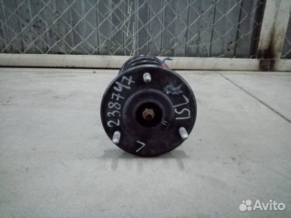 Амортизатор передний левый Lexus IS 3 (2013-2016)