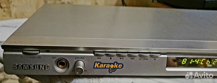 Dvd плеер с караоке Samsung DVD-P250K