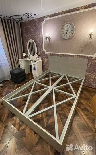Парящие кровати в наличии