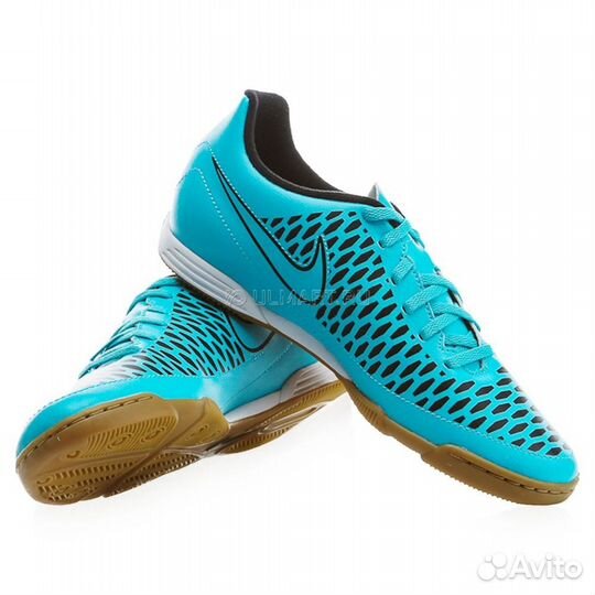 Бутсы зальные Nike