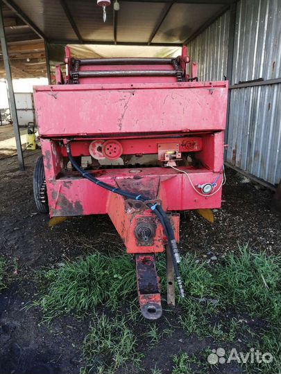 Пресс-подборщик Рязанский комбайновый завод ПР-200, 2003